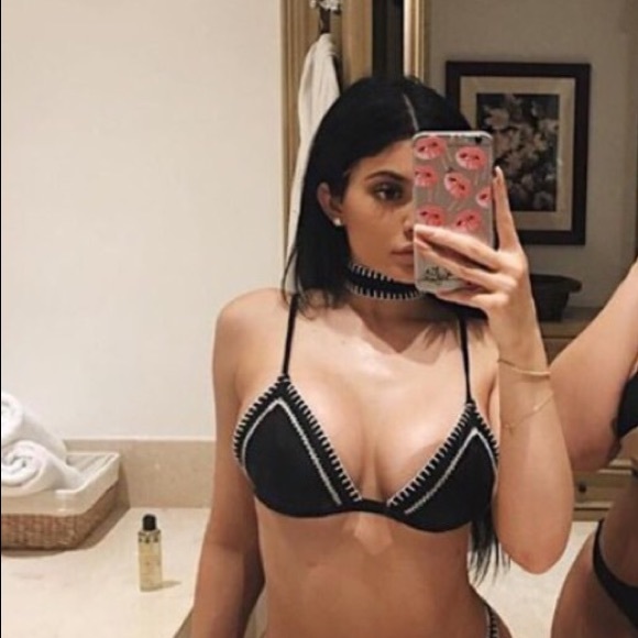 kylie jenner swimsuit black